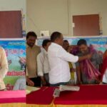 TUWJ H143 Ibrahimpatnam constituency president Suramoni Satyanarayana addressing news reporters meeting